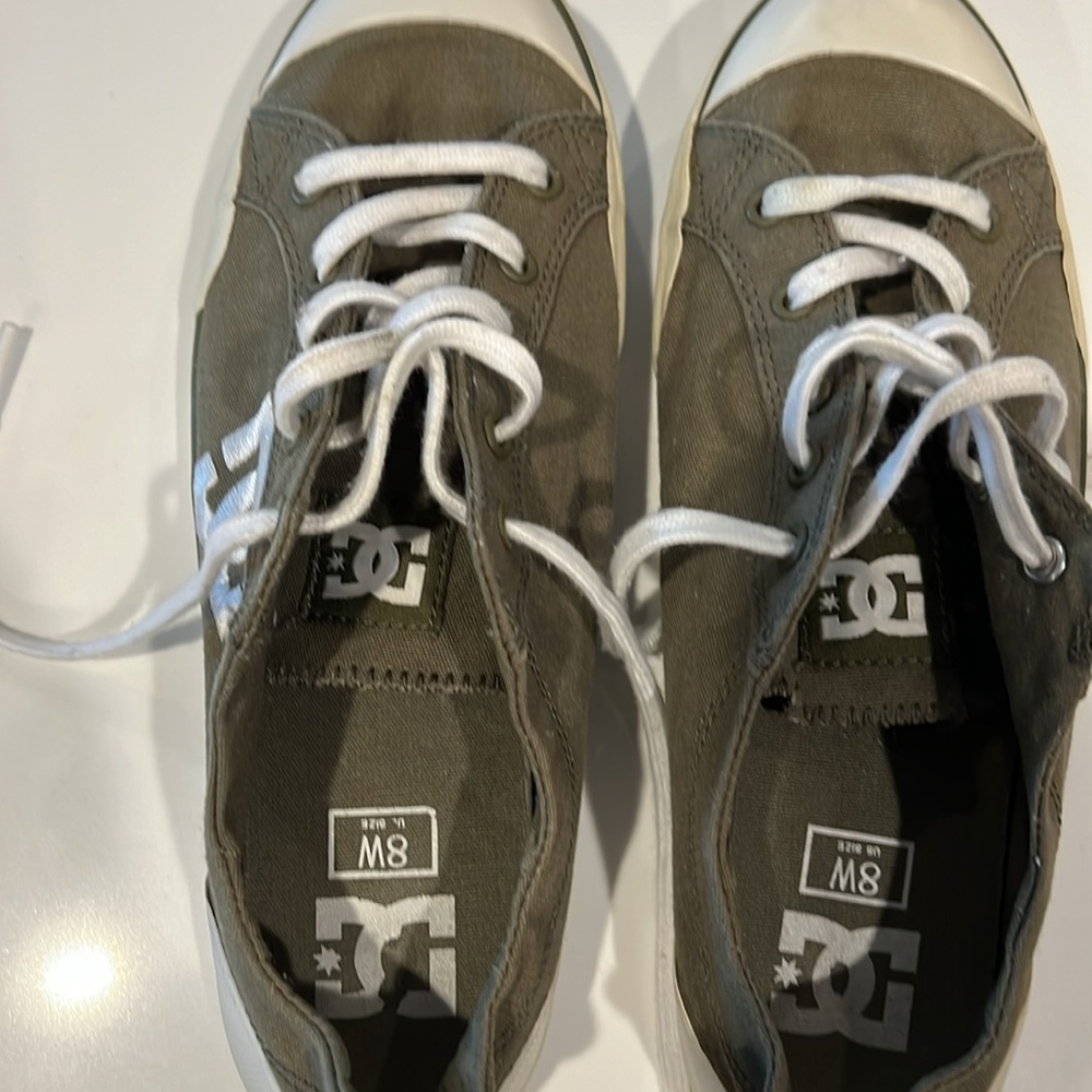 DC sneakers - Picture 6 of 9